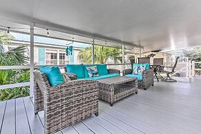 Walk to Beach: Miramar Tropical Cabana w/ Deck!