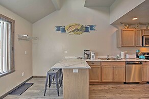 Charming Home - 1 Mi to Yellowstone National Park!