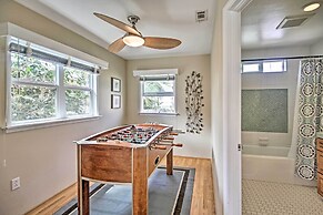 Oceanside Home w/ Yard - Walk to Beach & Pier