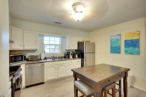 Downtown Home w/ Yard & BBQ - 6 Mi to Downtown!