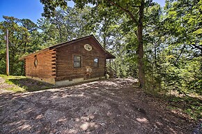 Eureka Springs Studio w/ Deck, Views & Bbq!