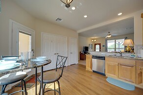 Hill Country Casita w/ Patio: 13 Mi to Dtwn Boerne