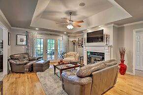 Gallatin House on Long Hollow Golf Course!