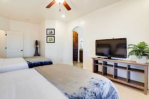 Fire Pit & Mountain Views: Horseshoe Bend Retreat