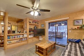 Munds Park Cabin w/ Furnished Deck & Fire Pit!