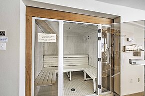 Luxe Fraser Condo: Community Pool and Hot Tub Open