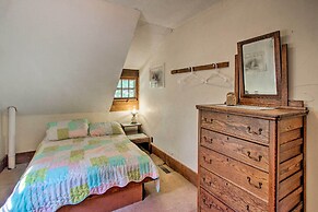 Center Ossipee Pet-friendly Cottage w/ Dock!