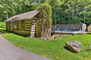 Pet-friendly Gatlinburg Home: Pickleball & Golf