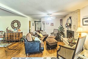 Patio & Yard: Dtwn Cottonwood Home!