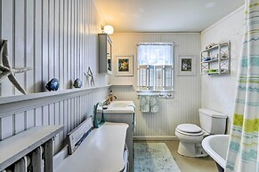 Seaside Park Apt: Outdoor Shower, Walk to Beach!