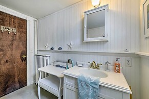 Seaside Park Apt: Outdoor Shower, Walk to Beach!