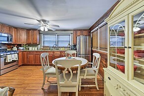 Seaside Park Apt: Outdoor Shower, Walk to Beach!