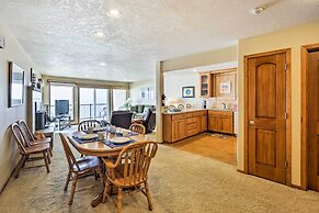 Lincoln Beach Condo w/ Balcony + Ocean Views!