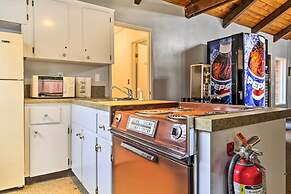 Lincoln Beach Condo w/ Balcony + Ocean Views!