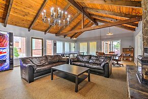 Lincoln Beach Condo w/ Balcony + Ocean Views!