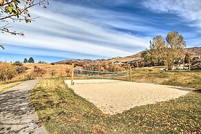 Eden Condo w/ Balcony & Views: Near Ski Slopes!