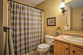 Conneaut Lake Home With Yard, 1/2 Mi to Beach/park