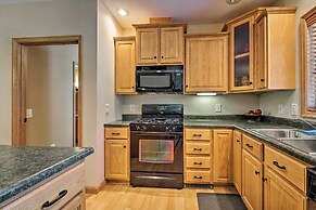 Conneaut Lake Home With Yard, 1/2 Mi to Beach/park