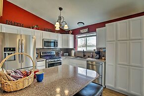 Cozy Getaway w/ Yard & Patio: 4 Mi to Hayden Lake!