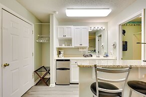 Private Deck & Pool Access: Southport Resort Condo