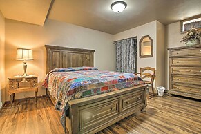 Milford Lake Vacation Rental: Walk to Beach!