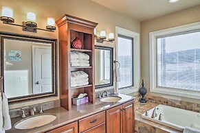 'bella Greens' Spacious Sturgis Home w/ Large Deck