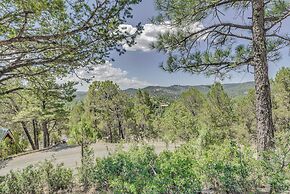 Hillside Haven w/ Deck < 2 Miles to Dwtn Ruidoso!