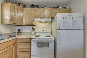 Hillside Haven w/ Deck < 2 Miles to Dwtn Ruidoso!