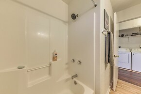 Hillside Haven w/ Deck < 2 Miles to Dwtn Ruidoso!