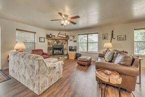 Hillside Haven w/ Deck < 2 Miles to Dwtn Ruidoso!