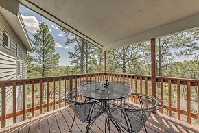 Hillside Haven w/ Deck < 2 Miles to Dwtn Ruidoso!