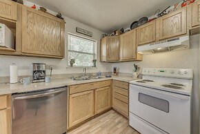 Hillside Haven w/ Deck < 2 Miles to Dwtn Ruidoso!