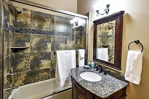 Scottsdale Home: Pickleball, Heated Pool & Hot Tub