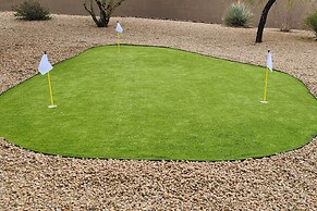 Scottsdale Home: Pickleball, Heated Pool & Hot Tub
