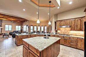Scottsdale Home: Pickleball, Heated Pool & Hot Tub