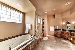 Scottsdale Home: Pickleball, Heated Pool & Hot Tub