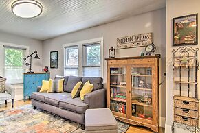 Colorado Springs Bungalow - Walk to Downtown!