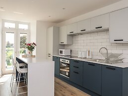 Swn Y Mor / Sound of the Sea