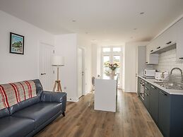 Swn Y Mor / Sound of the Sea