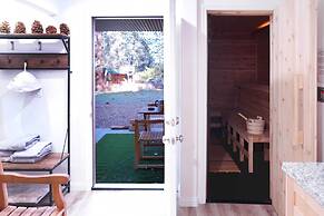 Pine Mountain Club Villa w/ Sauna, Deck + Views!
