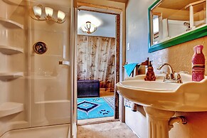 Secluded & Cozy Antimony Cabin w/ Fire Pit