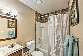 Modern Mesa Apt w/ Pool Access: Walk to Sloan Park