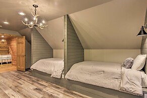 7 Mi to Ski Slopes: Mars Hill Cabin w/ Hot Tub!