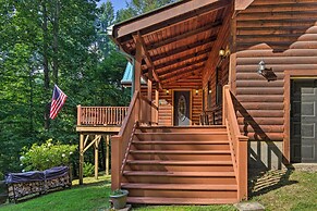 7 Mi to Ski Slopes: Mars Hill Cabin w/ Hot Tub!