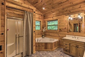 7 Mi to Ski Slopes: Mars Hill Cabin w/ Hot Tub!