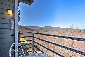 Gatlinburg Condo w/ Pool, Hot Tub, & Mtn Views!