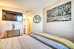 Gatlinburg Condo w/ Pool, Hot Tub, & Mtn Views!