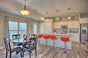 5 Mi to Downtown: Fort Worth Home w/ Yard