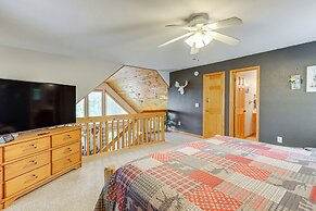 Picturesque Murphy Cabin w/ Fire Pit & Views!