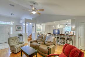 Bright Tallahassee Home, 5 Mi to Dtwn & Lake Ella!
